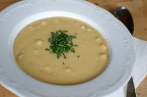 Linsensuppe mit Kichererbsen