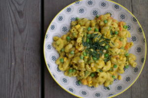 Nudelsalat mit Currycreme