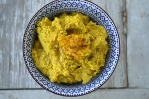 Curry-Hummus