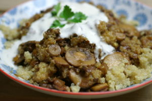 cremige Quinoa mit Pilzen