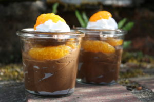Schoko-Dessert mit Mandarinen