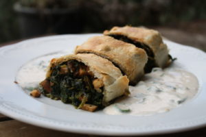 schneller Spinat-Strudel mit Tofu