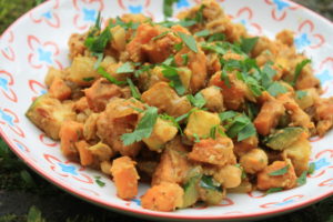 Kichererbsen-Salat mit Süßkartoffeln 