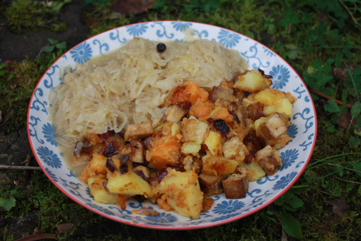Kartoffelschmarrn mit Sauerkraut - Ehrlich und Echt