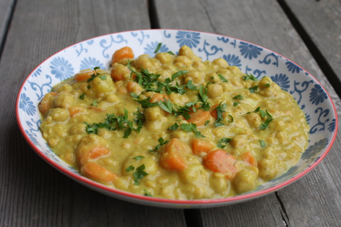 Rote Linsen Curry mit Kichererbsen - Ehrlich und Echt