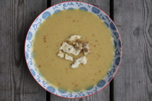 Kartoffelsuppe mit Kümmel 