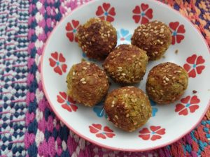 Falafel aus Kichererbsen aus der Pfanne