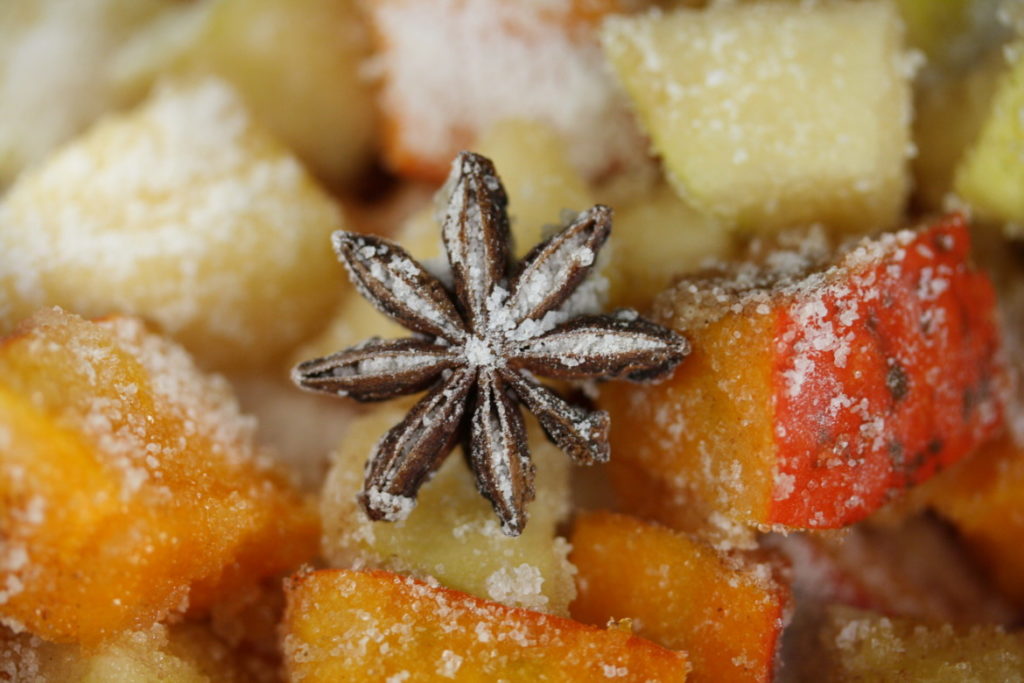 Kürbis-Orangen-Marmelade mit Äpfeln und Zimt